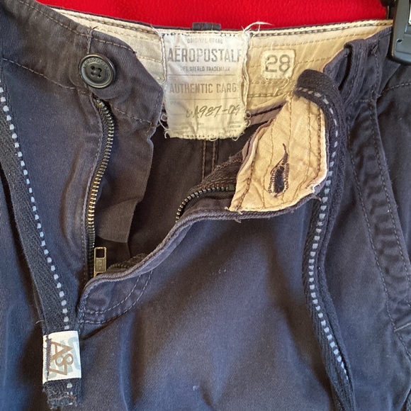 Aeropostale Not worn many times black cargo shorts size 28 - Picture 3 of 4
